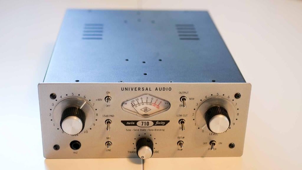 Universal Audio Twin Finity 710, Ophalen of Verzenden, Zo goed als nieuw, Audio
