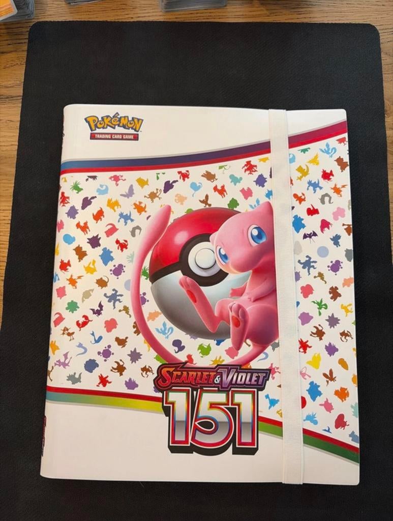 Pokemon mew151 complete base set, Ophalen of Verzenden, Zo goed als nieuw, Meerdere kaarten