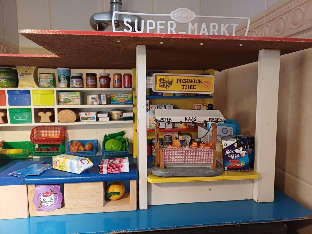 Speelgoed supemarkt gevuld met heel veel Albert heijn mini's, Ophalen, Gebruikt