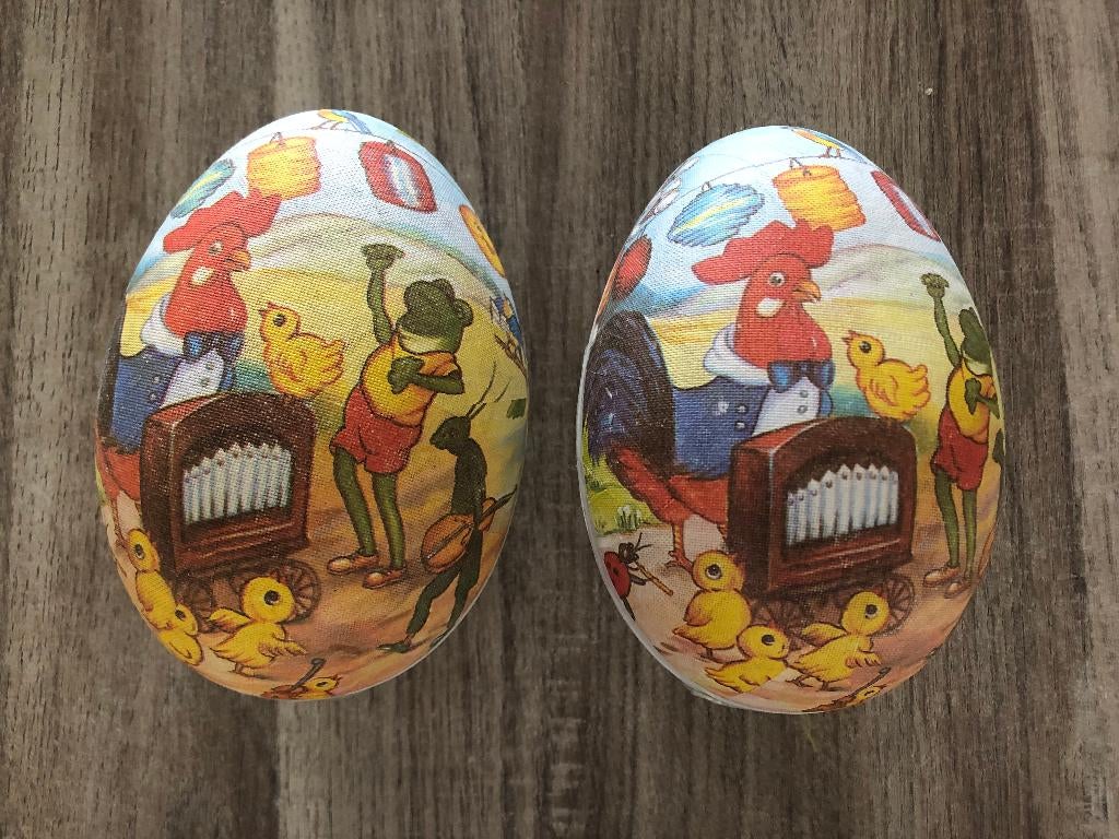 2 kartonnen Paas eieren, Ophalen of Verzenden, Zo goed als nieuw