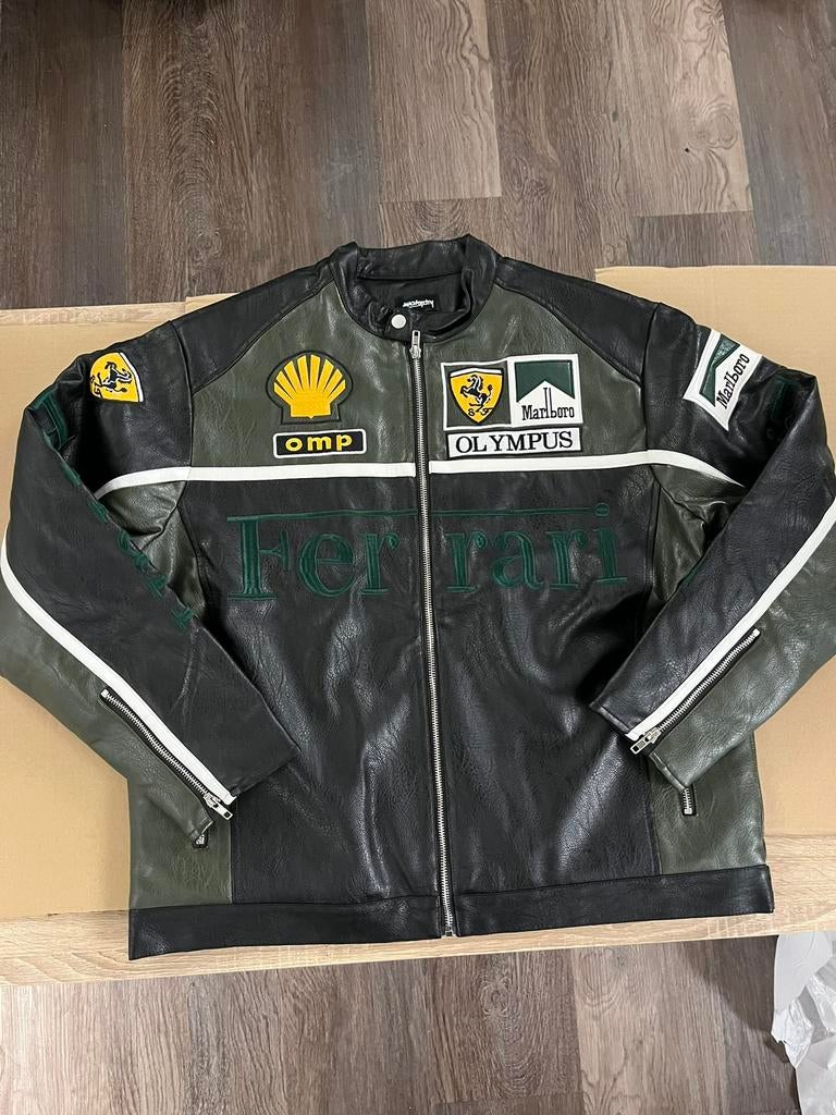 Ferrari x Marlboro Racing jas (maat M) – leder look groen, Kleding | Heren, Jassen | Zomer, Zo goed als nieuw, Maat 48/50 (M)