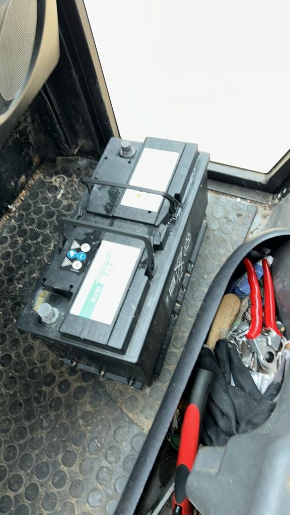 Kapotte accus gezocht, Auto-onderdelen, Accu's en Toebehoren, Ophalen of Verzenden, Nieuw