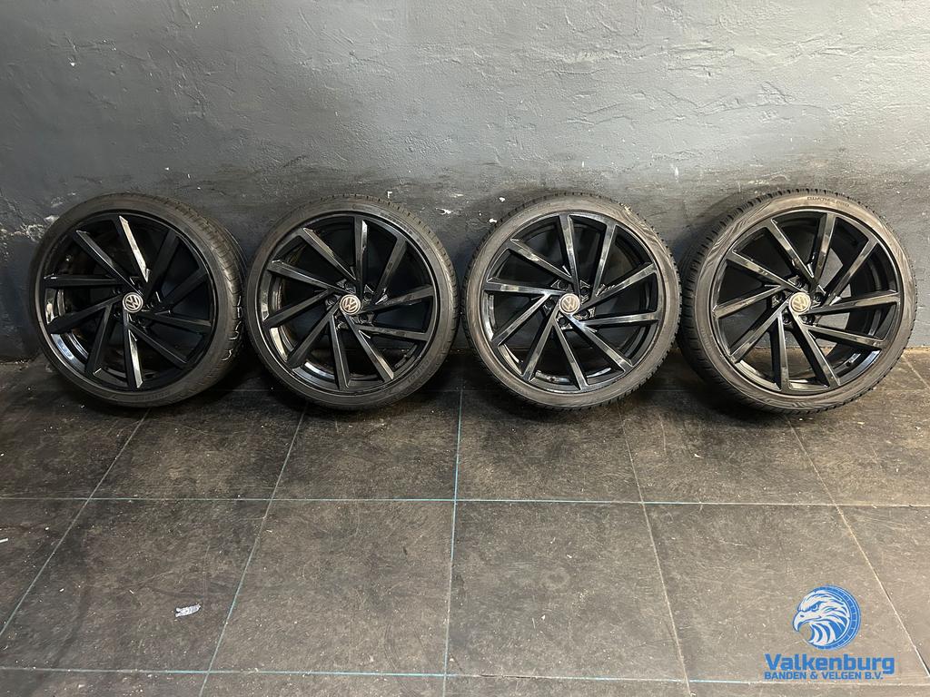 6mm!  Audi A3 VW Caddy Golf Leon Spielberg look 19 inch zwar, 19 inch, Gebruikt, -, -
