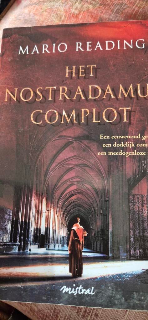 Mario Reading - Het nostradamus complot, Boeken, Ophalen of Verzenden, Zo goed als nieuw, Mario Reading