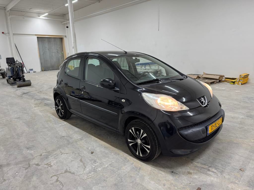 Peugeot 107 1.0 12V 5DR 2007 Zwart, Voorwielaandrijving, 4 stoelen, Origineel Nederlands, Handgeschakeld