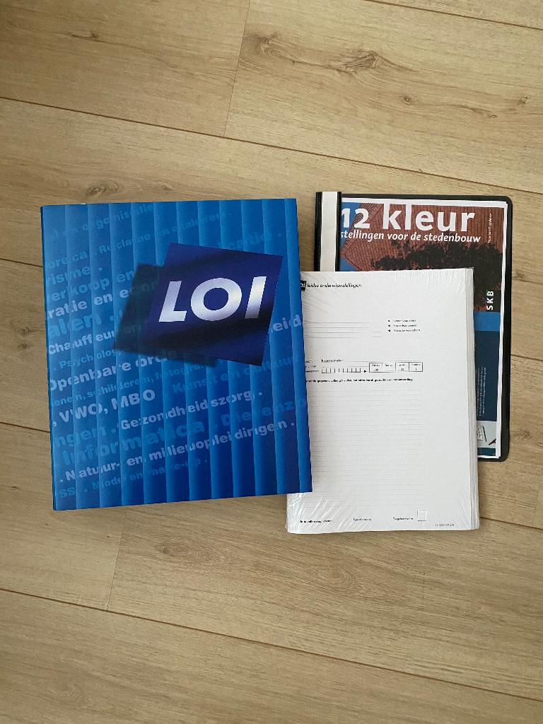 LOI cursus kleurenconsulent, Ophalen of Verzenden, Alpha, Zo goed als nieuw