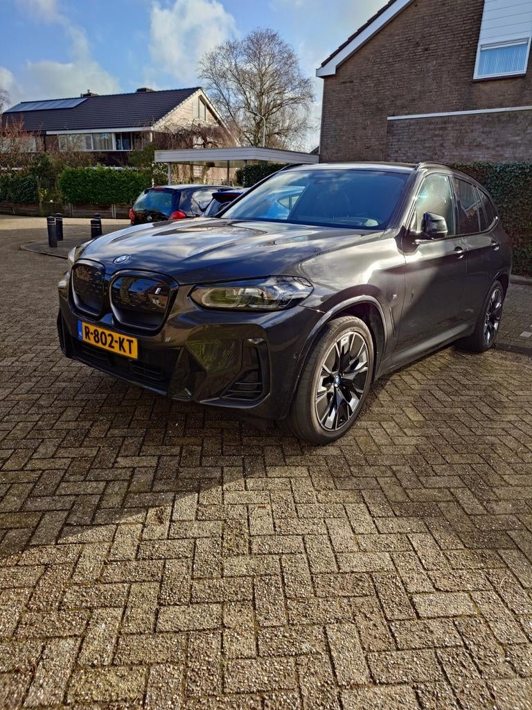 BMW iX3 High Executive, M sport,286pk Aut 2022 Sophistograu, Auto's, BMW, Particulier, iX3, 360° camera, ABS, Achteruitrijcamera