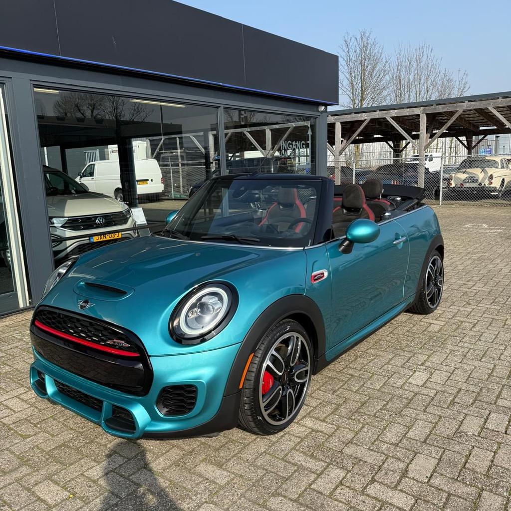 MINI Cabrio 2.0 John Cooper Works MINI COOPER JOHN COOPER WO, Auto's, Automaat, 1998 cc, Gebruikt, Zwart