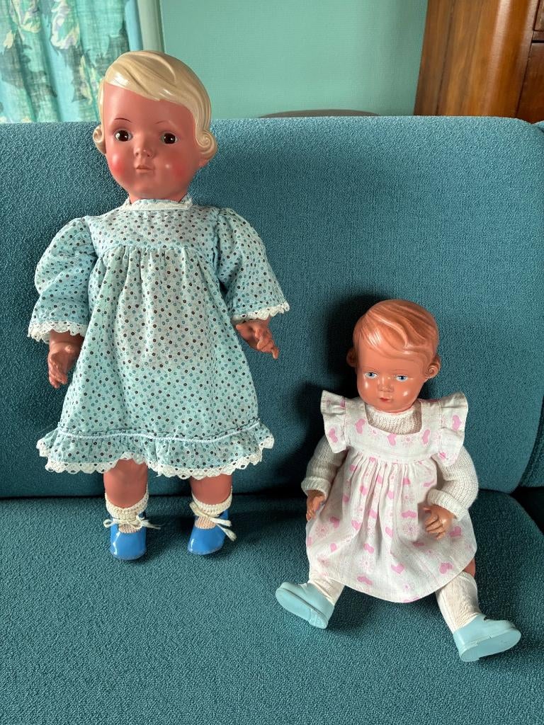 Twee schildpadpoppen: Inge: 46 cm. + 35 cm. lang, plm. 1937, Verzamelen, Poppen, Gebruikt, Pop, Ophalen of Verzenden