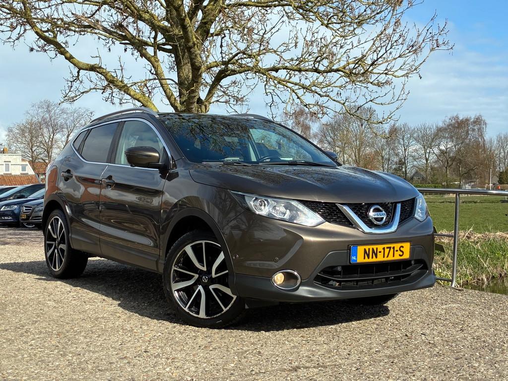 Nissan Qashqai 1.2 Business Edition | Pano + Leder + Navi +, Voorwielaandrijving, Stof, Gebruikt, 4 cilinders