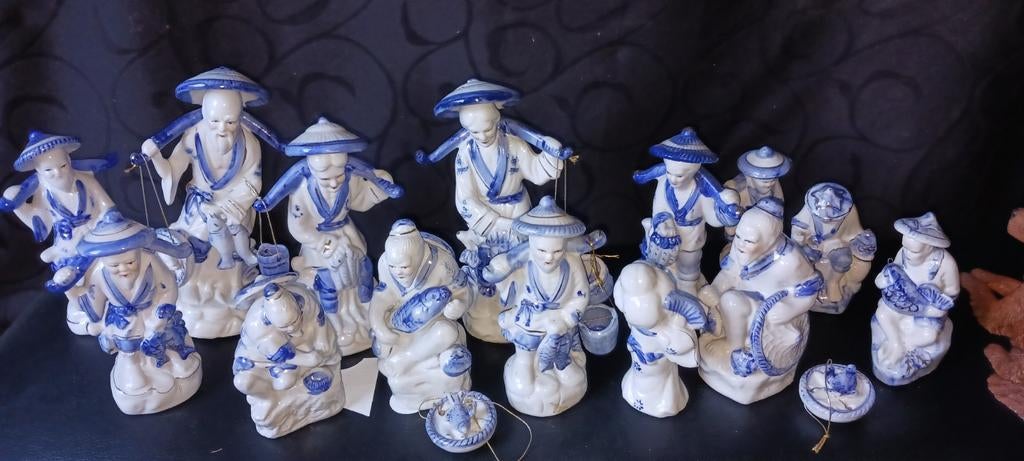 Diverse beeldjes: Chinees, baby en hond, Verzamelen, Beelden en Beeldjes, Ophalen of Verzenden