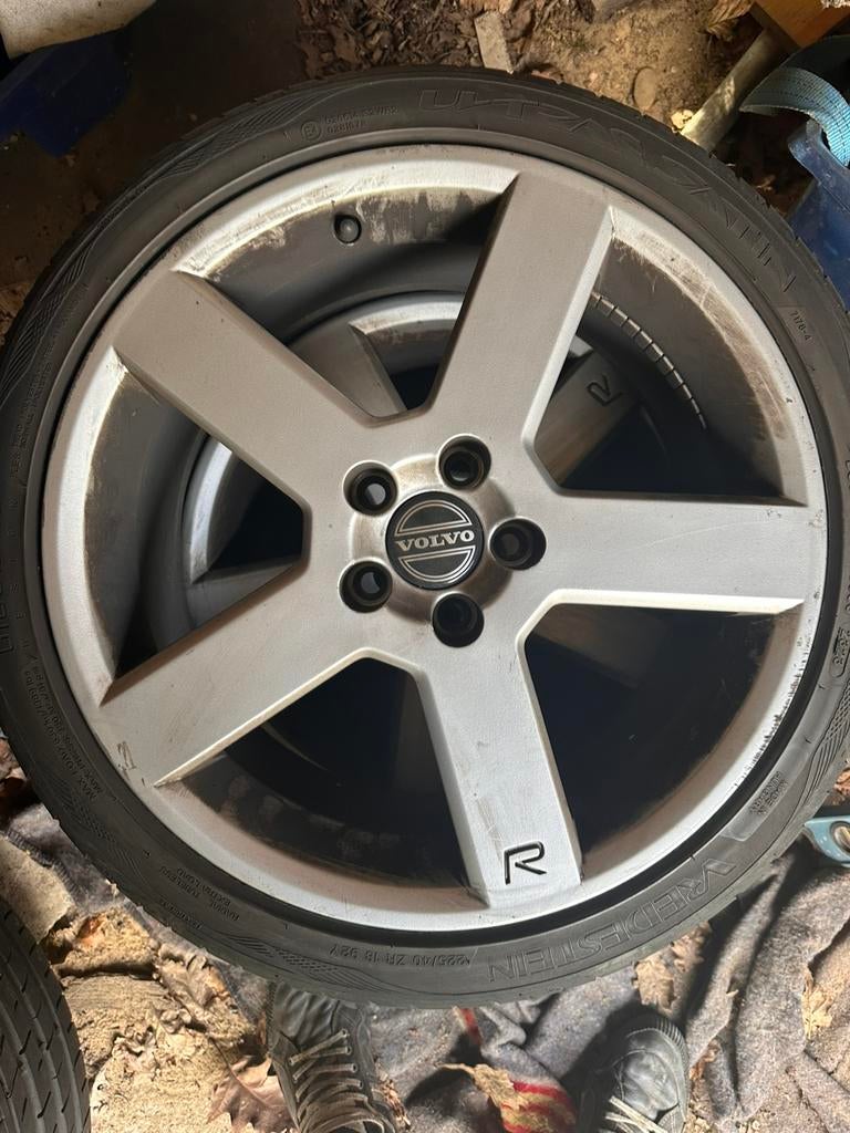 Originele Volvo R-Design sets 18”-17”-Sleipner, Auto-onderdelen, Banden en Velgen, Ophalen, Overige, Banden en Velgen, Volvo