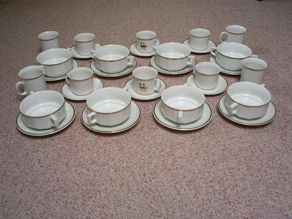 Servies mokjes, kop en schoteltjes met flamingo's, Ophalen of Verzenden