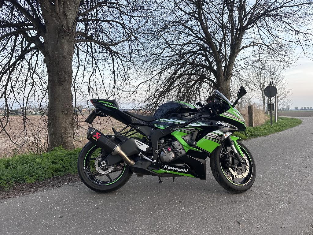 Kawasaki ZX6R BJ2017, Motoren, 636 cc, 4 cilinders, Motorrijbewijs A, Super Sport