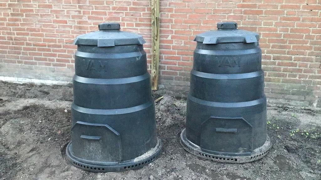 Compost ton merk VAM, Ophalen, Compost