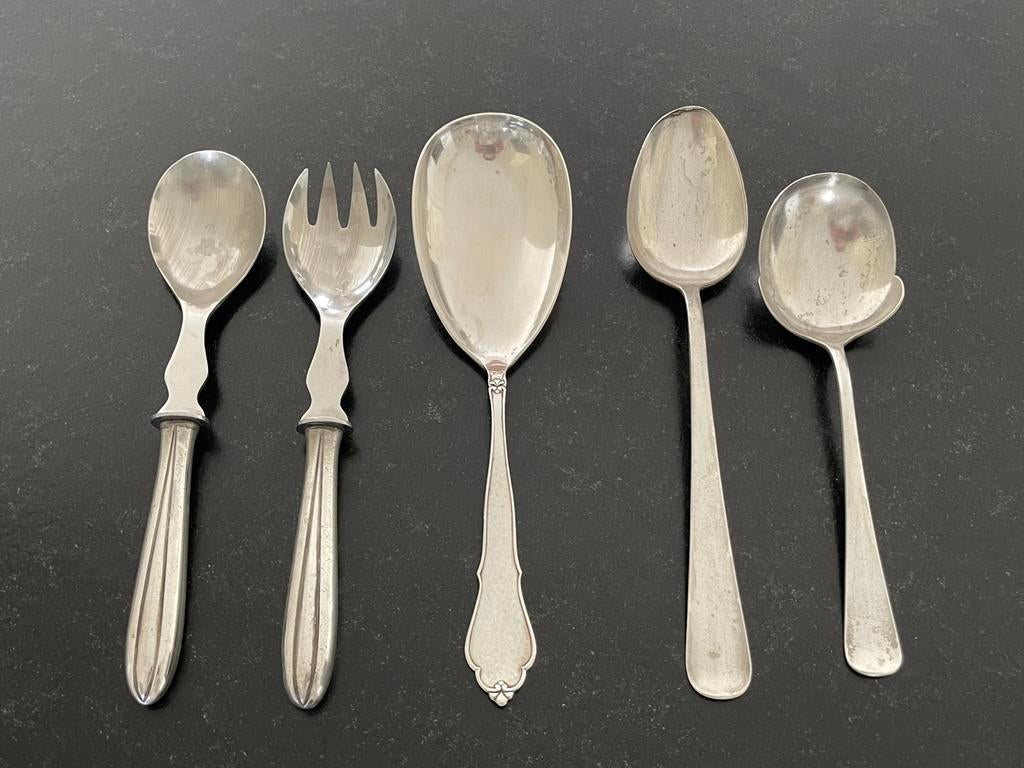 Verzilverde slacouvert en opscheplepels, Antiek en Kunst, Ophalen of Verzenden