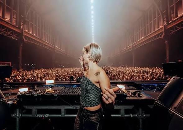 KIKI ADE 22-10-2026 4x