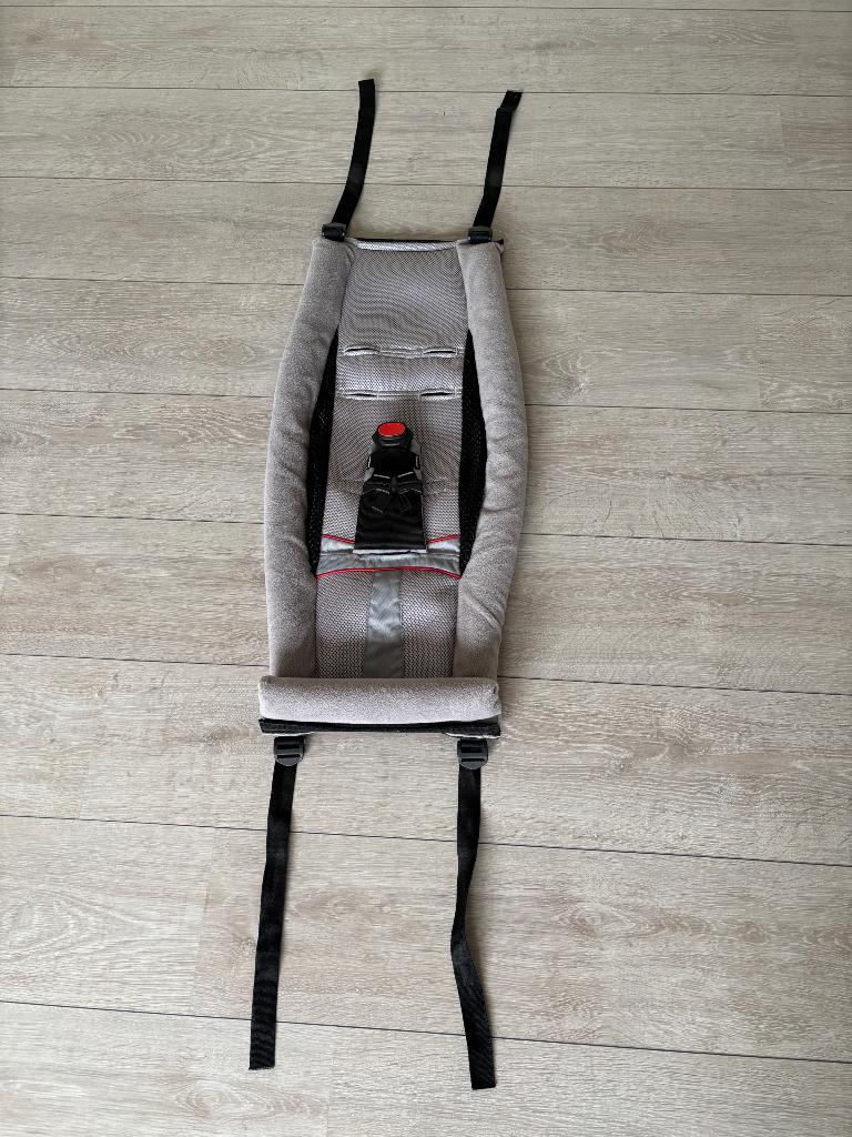 Thule infant sling babyschaal, Minder dan 20 kg, Opvouwbaar, Ophalen of Verzenden, Zo goed als nieuw