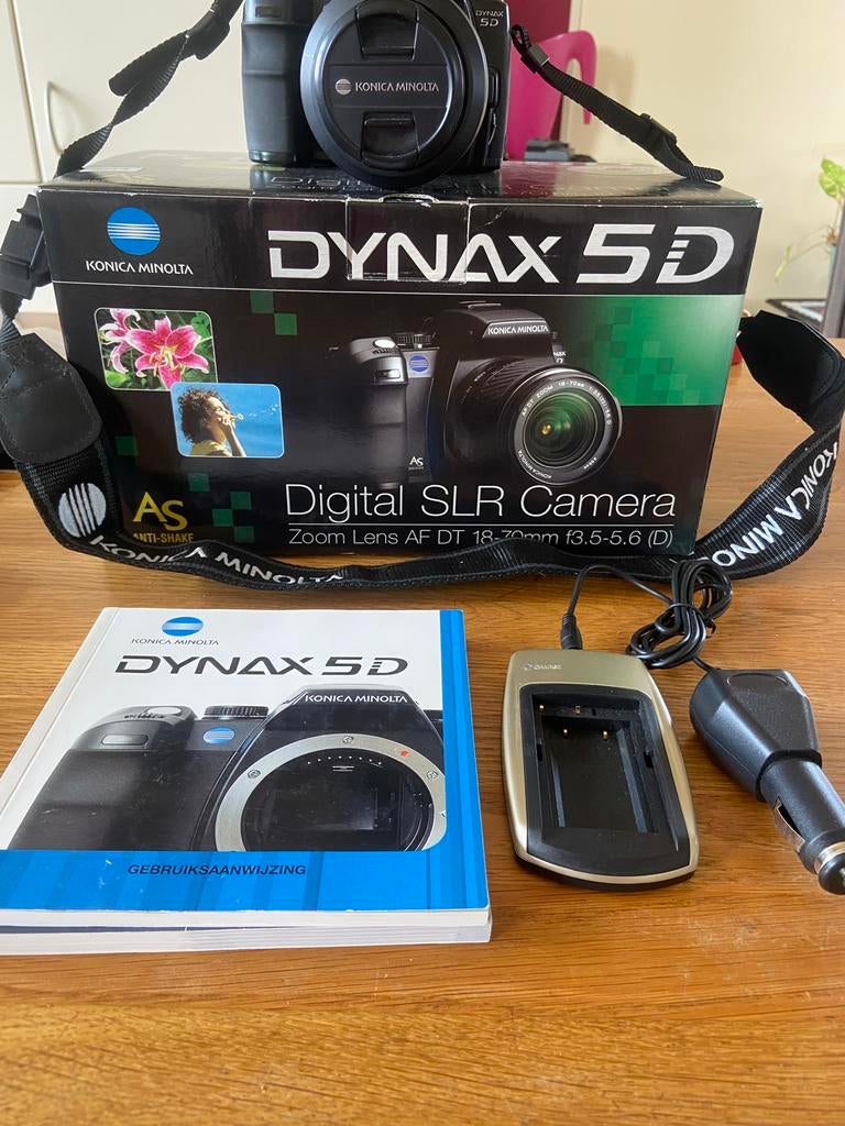 Konica Minolta Dynax 5D Digitale Spiegelreflexcamera, Audio, Tv en Foto, Fotocamera's Digitaal, Ophalen, Gebruikt, Spiegelreflex