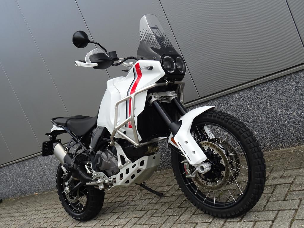 Ducati DESERT X (bj 2024) - foto 2