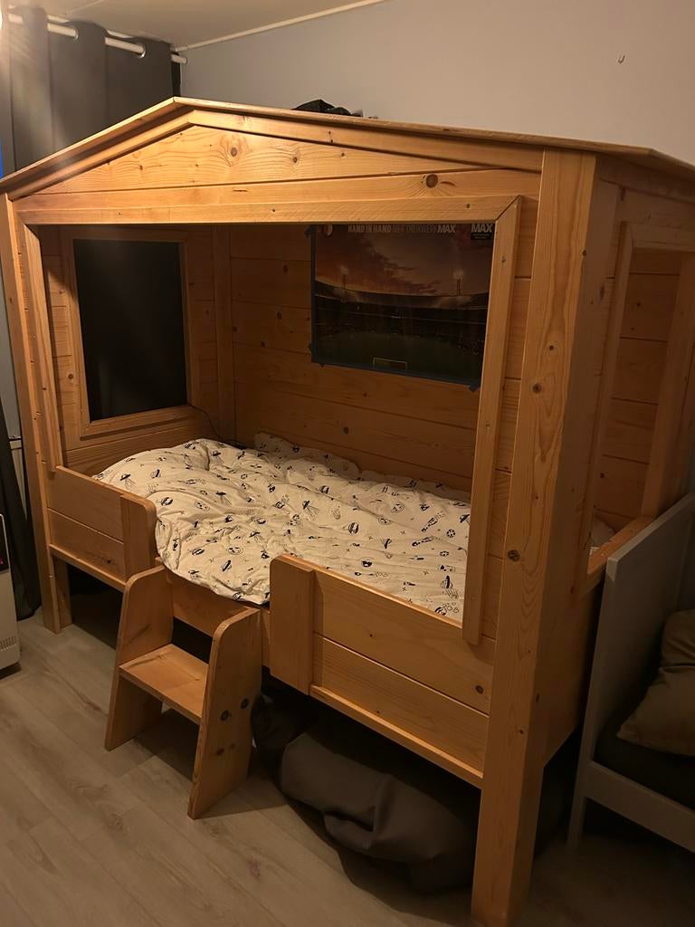 Handgemaakt kinderbed - Super stevig!, Ophalen, 70 tot 85 cm, Zo goed als nieuw, Lattenbodem
