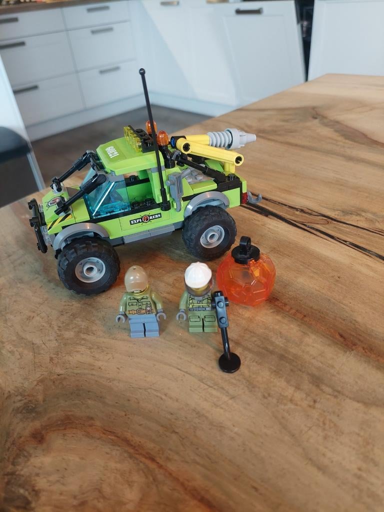 Lego city vulkaan onderzoektruck 60121, Ophalen of Verzenden, Zo goed als nieuw