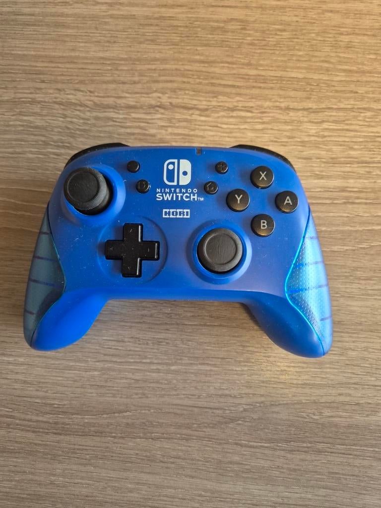 Nintendo Switch Hori Controller - Blauw, Ophalen of Verzenden, Zo goed als nieuw, Switch, Overige controllers