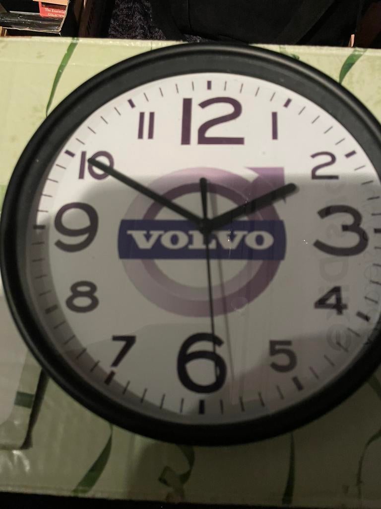 Volvo klok, Verzenden, Zo goed als nieuw, Wandklok