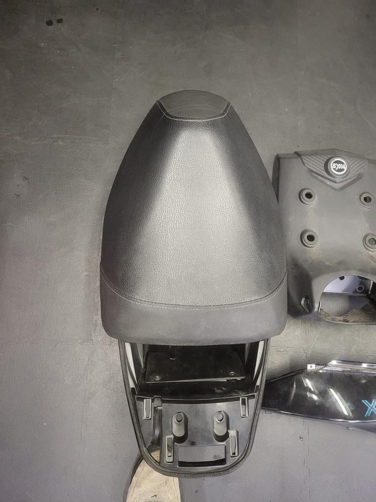 Zadel / buddy sym x pro euro 5 2022, ., Ophalen of Verzenden, ., Zadel