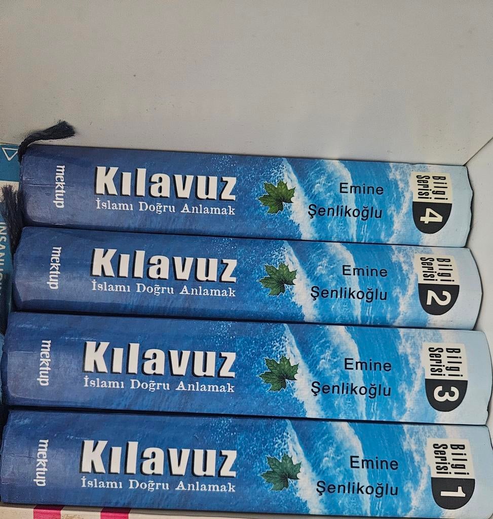 Kilavuz 4 cilt; Emine Senlikoglu, Boeken, Overige Boeken, Gelezen, Verzenden