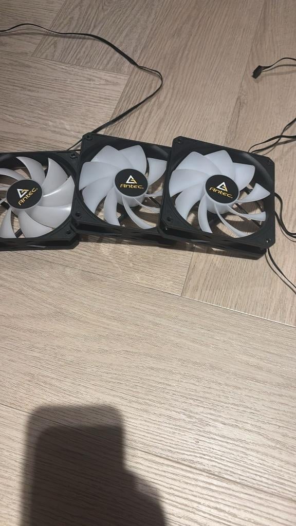 Antec PC Fans Nieuw - 3 & 4 pins, Ophalen of Verzenden, Nieuw, Luchtkoeling