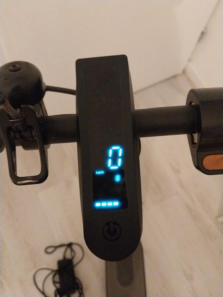 Elektrische step - 20 km bereik, Ophalen of Verzenden, Gebruikt, Overige typen