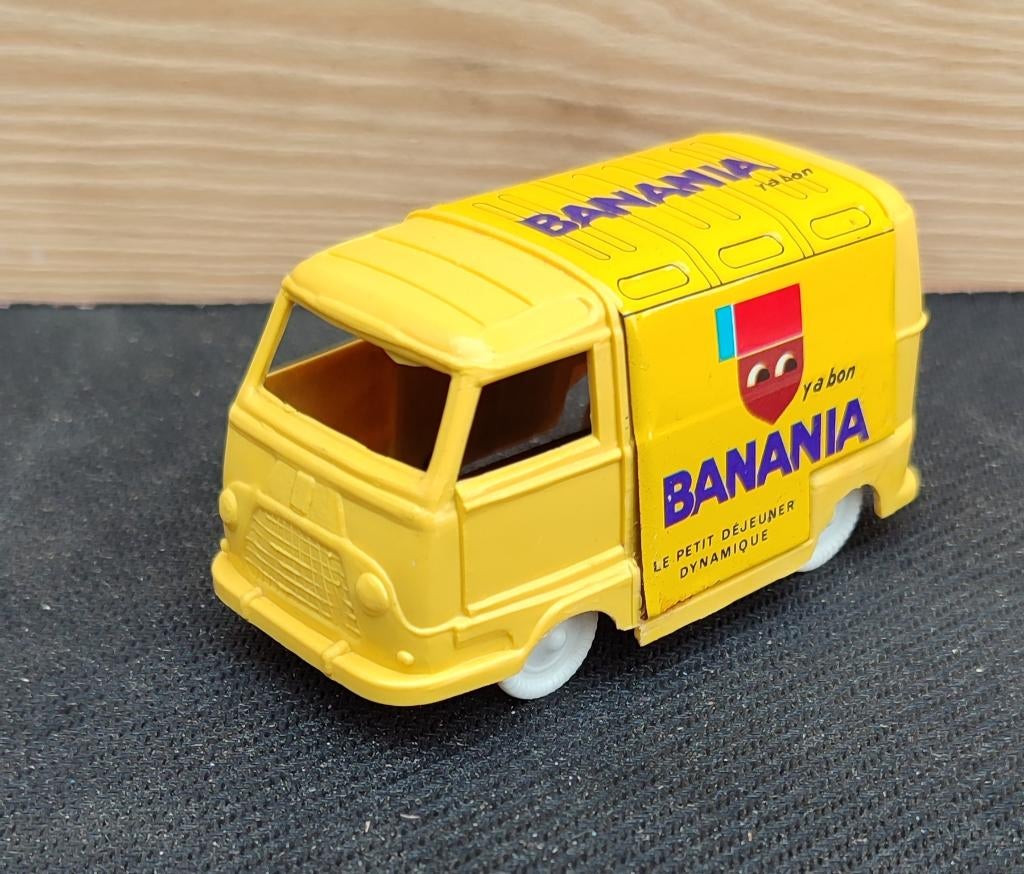 Modelauto "BANANIA", Ophalen of Verzenden, Zo goed als nieuw, Auto, Overige merken