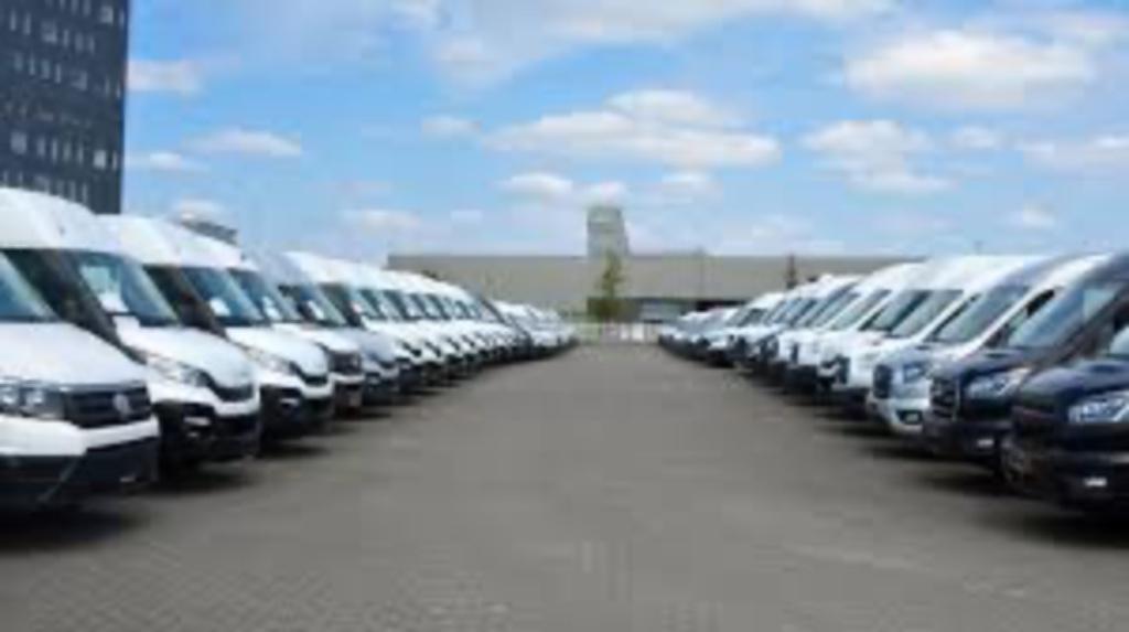 Goedkoop busverhuur/busje/bestelbus Lansingerland Berkel, Verhuiswagen of Bestelauto