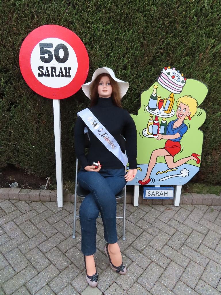 Verjaardag 50 Sarah jong uiterlijk + feestborden, set 3 deel, Ophalen, Zo goed als nieuw, Abraham of Sarah