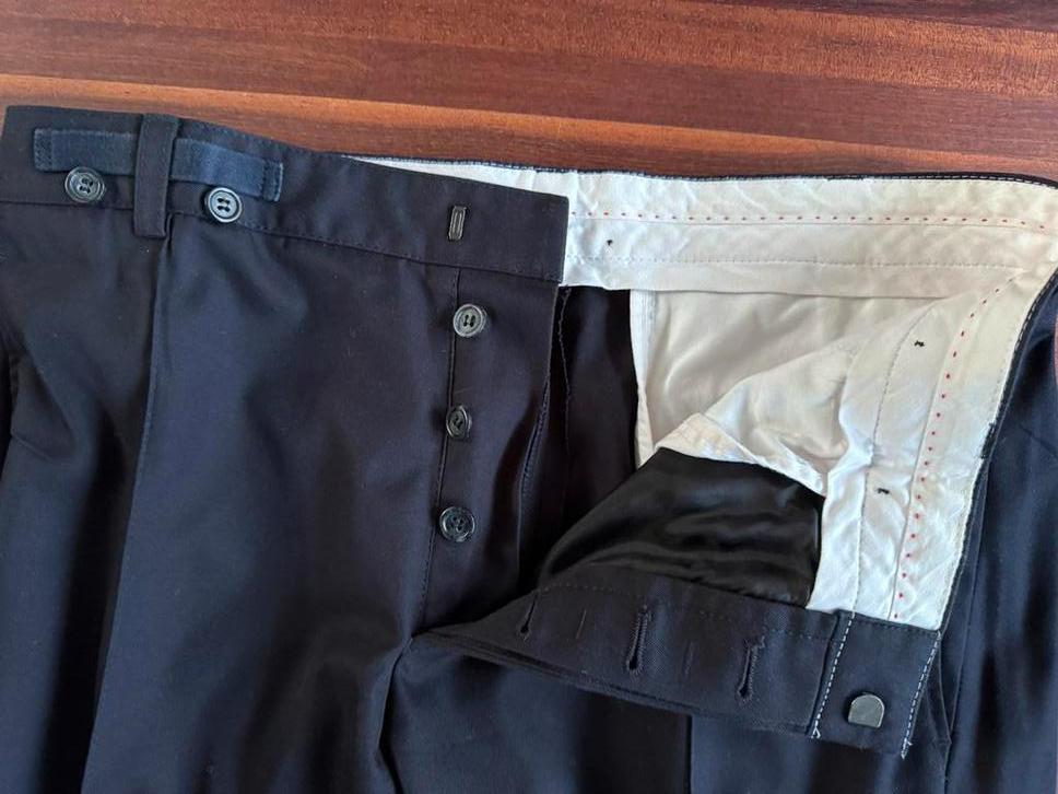 Hugo Boss broek donkerblauw 50, Kleding | Heren, Broeken en Pantalons, Zo goed als nieuw, Maat 48/50 (M), Blauw, Ophalen of Verzenden
