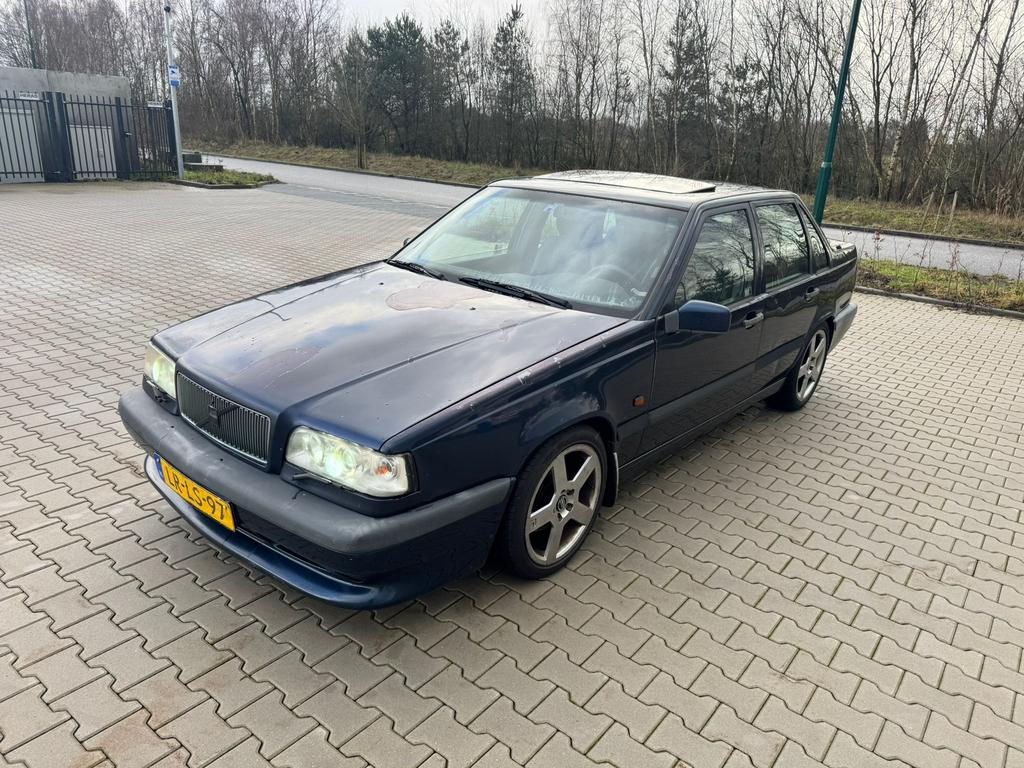 Volvo 850 2.3 T-5 AUT 1995 Blauw +- 320 pk, Auto's, Blauw, Origineel Nederlands, Particulier, 1600 kg