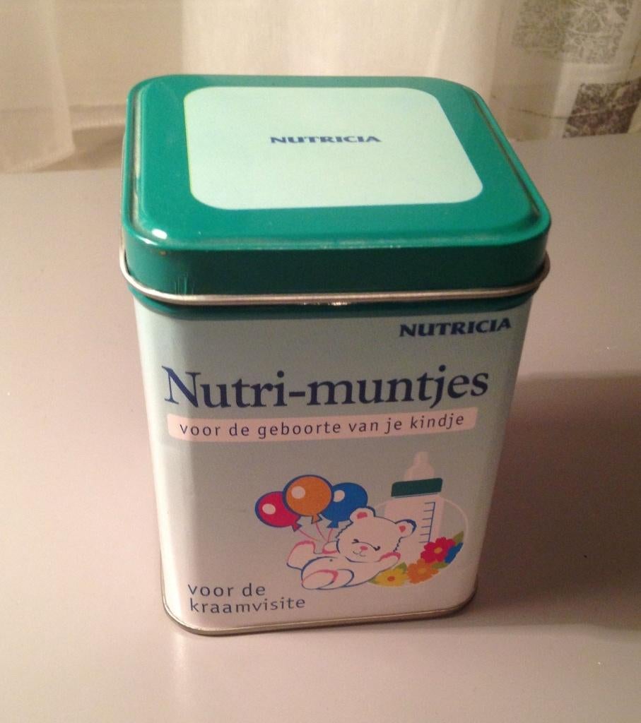 blikken spaarpot Nutri-muntjes van Nutricia, Verzamelen, Ophalen of Verzenden, Gebruikt, Metaal of Blik, Overige thema's