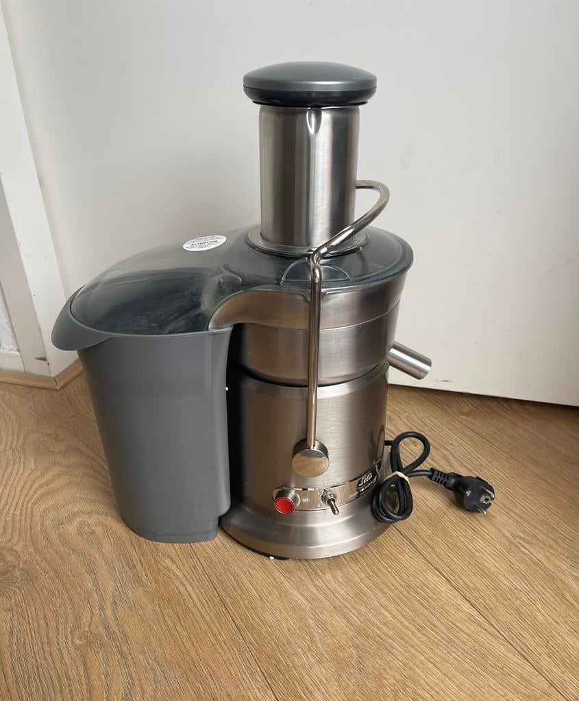 SOLIS Juice Fountain Pro sapcentrifuge, Ophalen of Verzenden, Zo goed als nieuw, Elektrisch, Sapcentrifuge