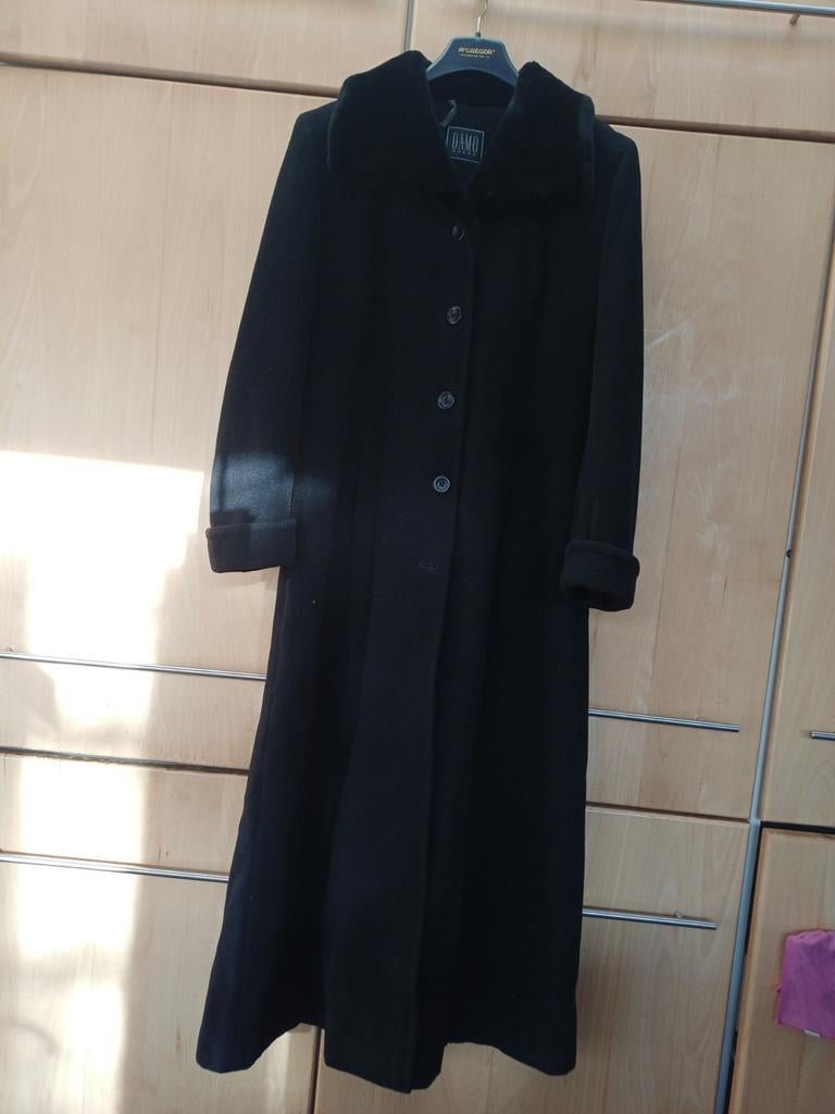 Zwarte wollen dames mantel mt 40, Kleding | Dames, Jassen | Winter, Ophalen of Verzenden, Zo goed als nieuw, Maat 42/44 (L), Zwart