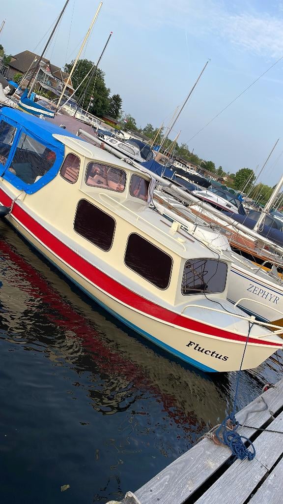 Kajuitboot, 6,5 meter met 15 pk Marinner buitenboormotor, Watersport en Boten, Ophalen, 10 tot 30 pk, Staal, Benzine