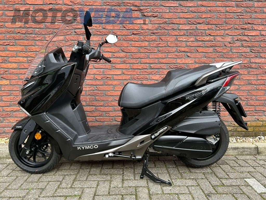 KYMCO X-TOWN 300I (bj 2023) - foto 2