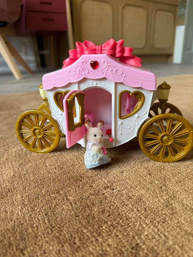 Sylvanian Families Koets met Konijntje - Zo goed als nieuw, Ophalen of Verzenden, Zo goed als nieuw, Meisje