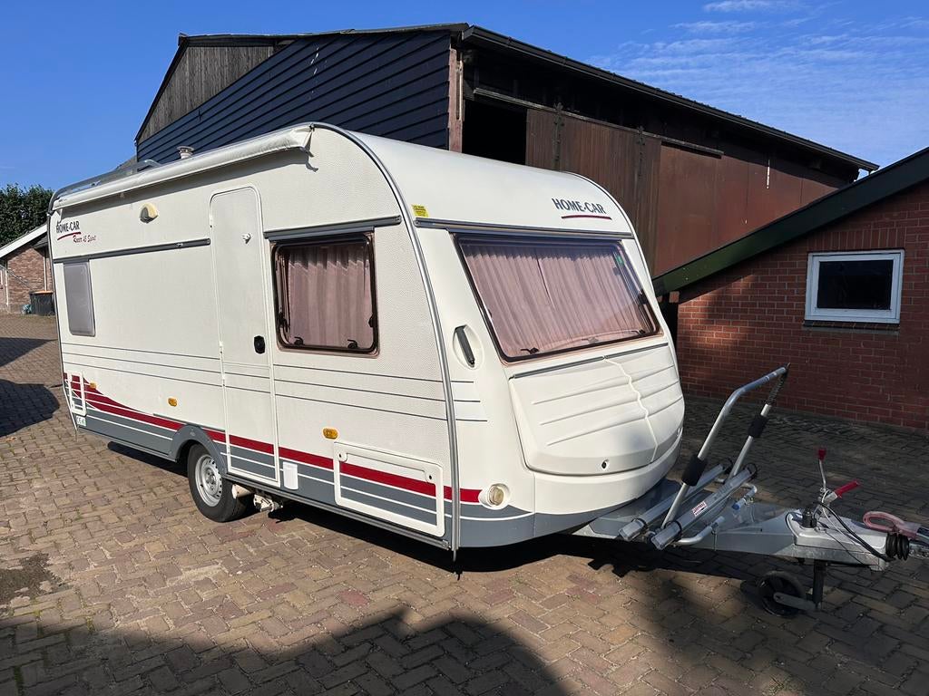 Homecar Racer 45 Spirit - Compacte en complete caravan, Home-car, Omvormbare zithoek, Particulier, 4 tot 5 meter