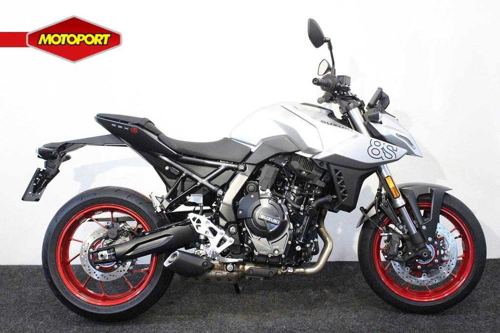 Suzuki GSX-8S (bj 2025)