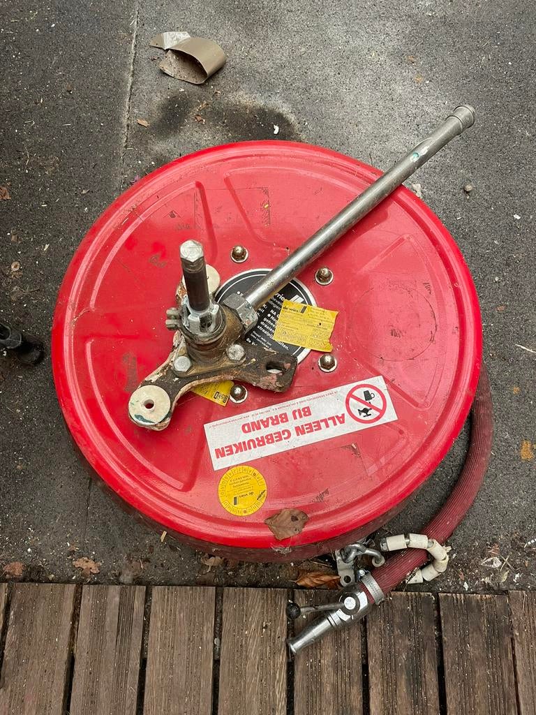 Brandslang, Ophalen, Zo goed als nieuw