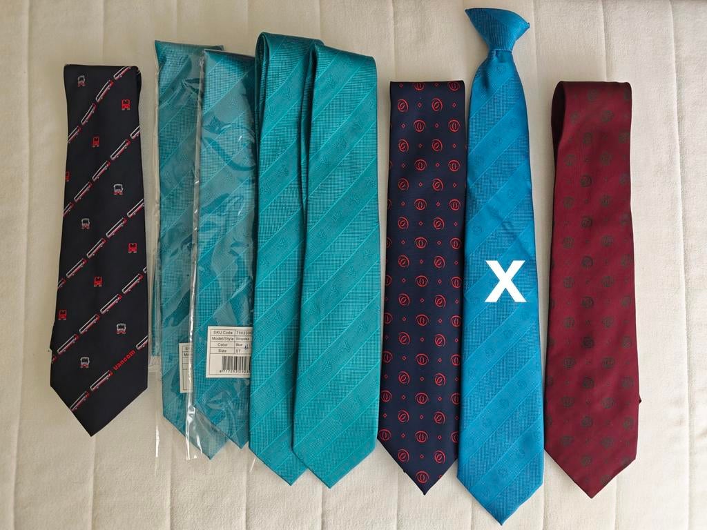 Stropdas verzameling Openbaar Vervoer (bus) te koop, Ophalen of Verzenden, Bus of Metro, Overige typen