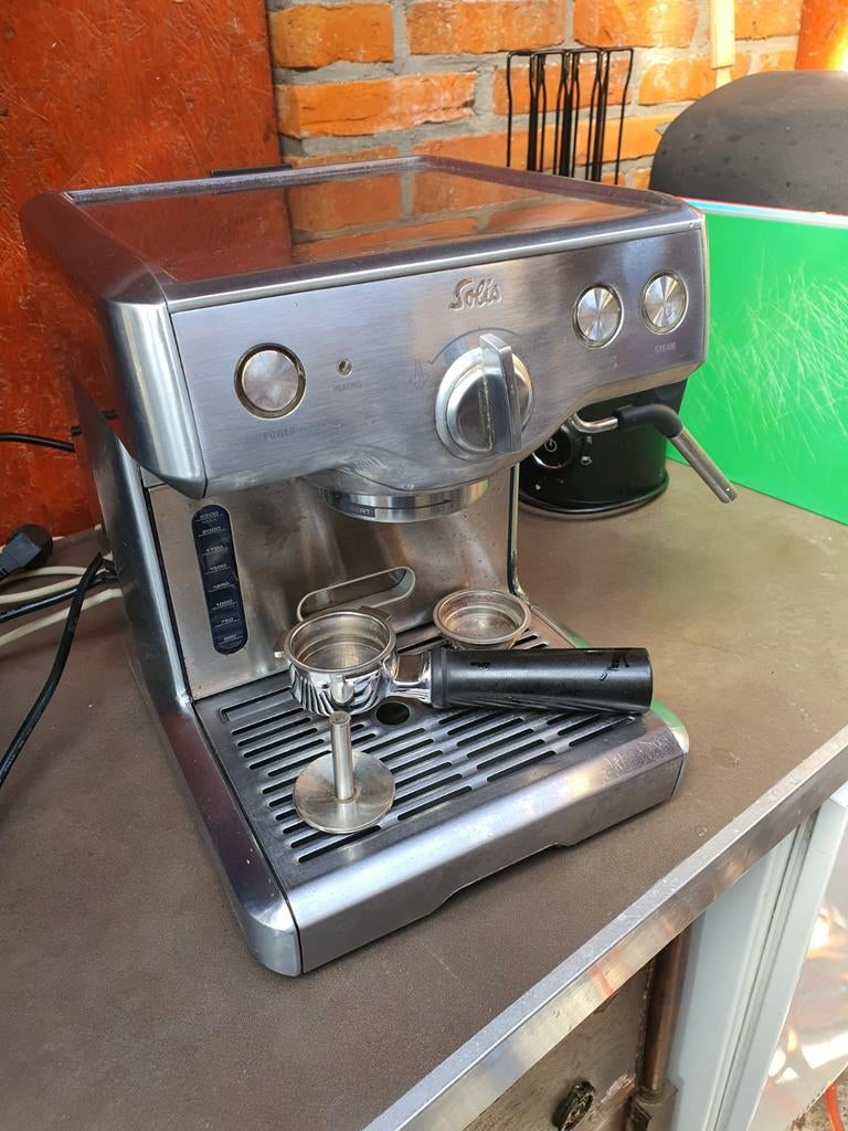 Solis Typ 110 Espressomachine - Zo goed als nieuw, Witgoed en Apparatuur, Koffiezetapparaten, Espresso apparaat, Gemalen koffie