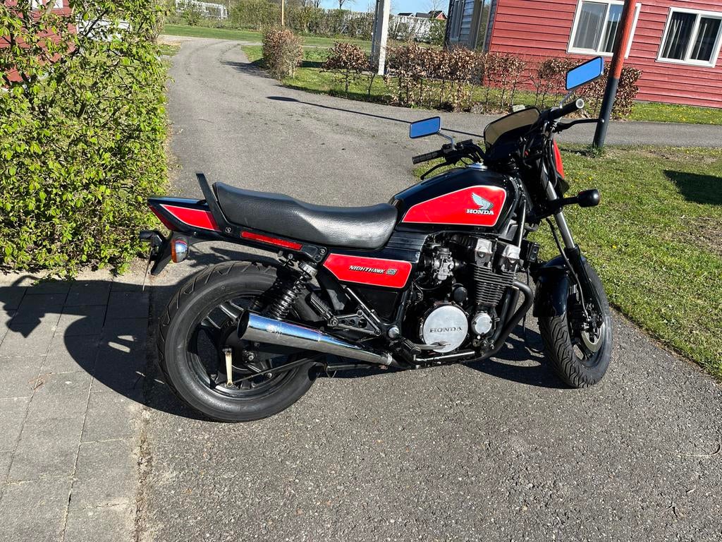 Honda CB700SC Nighthawk - Goede staat, nieuwe onderdelen, Motoren, Motoren | Honda, Particulier, Naked bike, meer dan 35 kW, 4 cilinders
