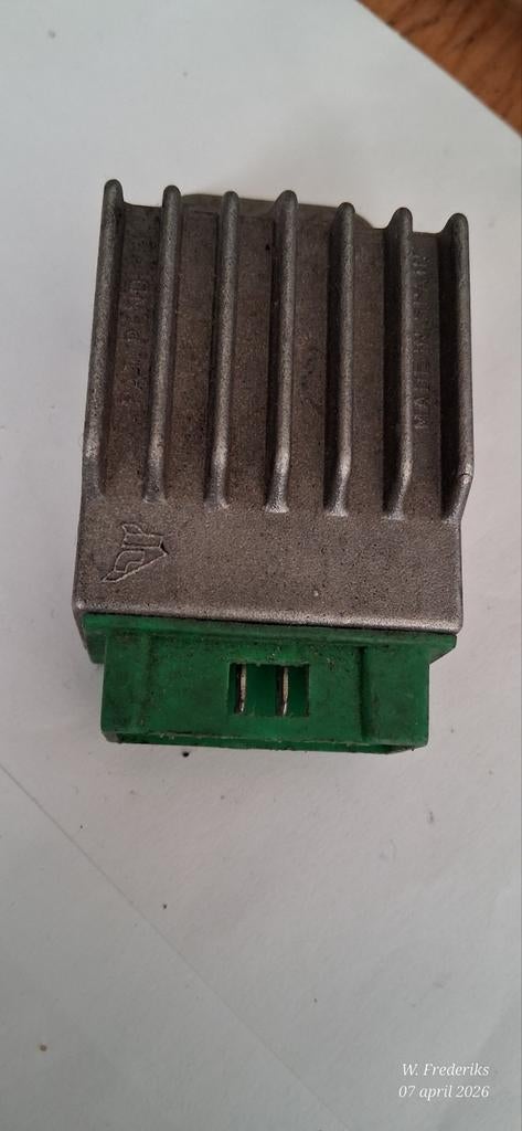 Spanningsregelaar Peugeot XP6 XPS Rieju RS1, Ophalen, Gebruikt, Peugeot